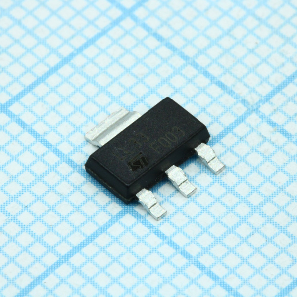 Микросхема STMicroelectronics LDL1117S33R