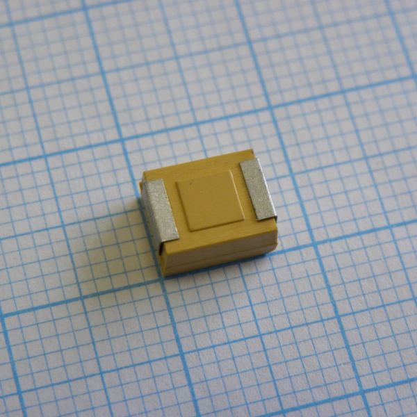 Конденсатор AVX TAJE477K010RNJ