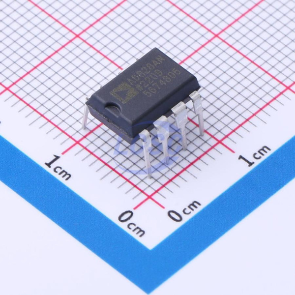 Не размечено Microchip AD828ANZ