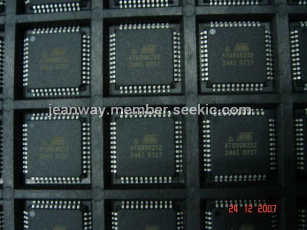 Микросхема Microchip AT89S8252-24AI